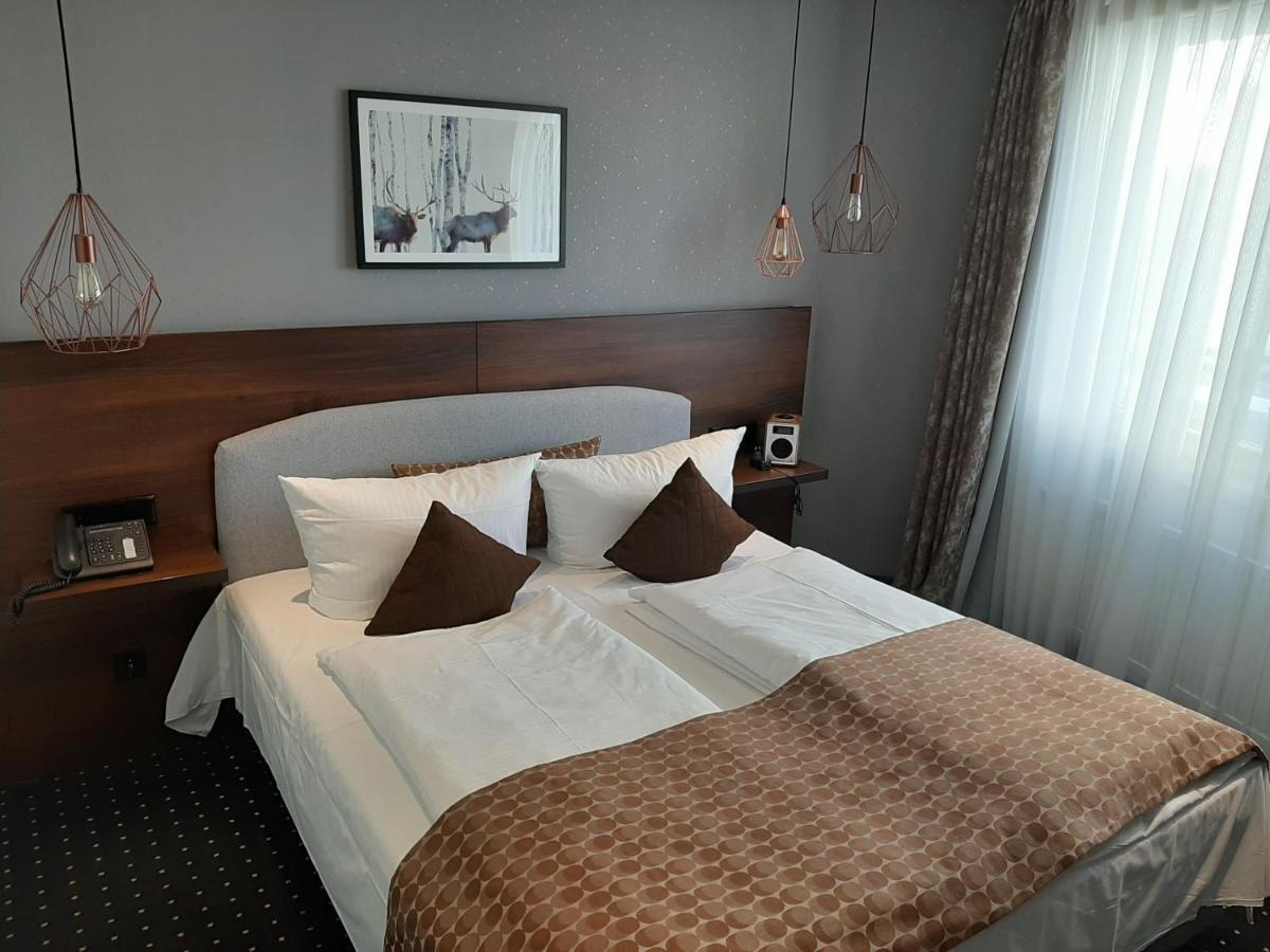 Lobinger Weisses Ross Hotel Langenau