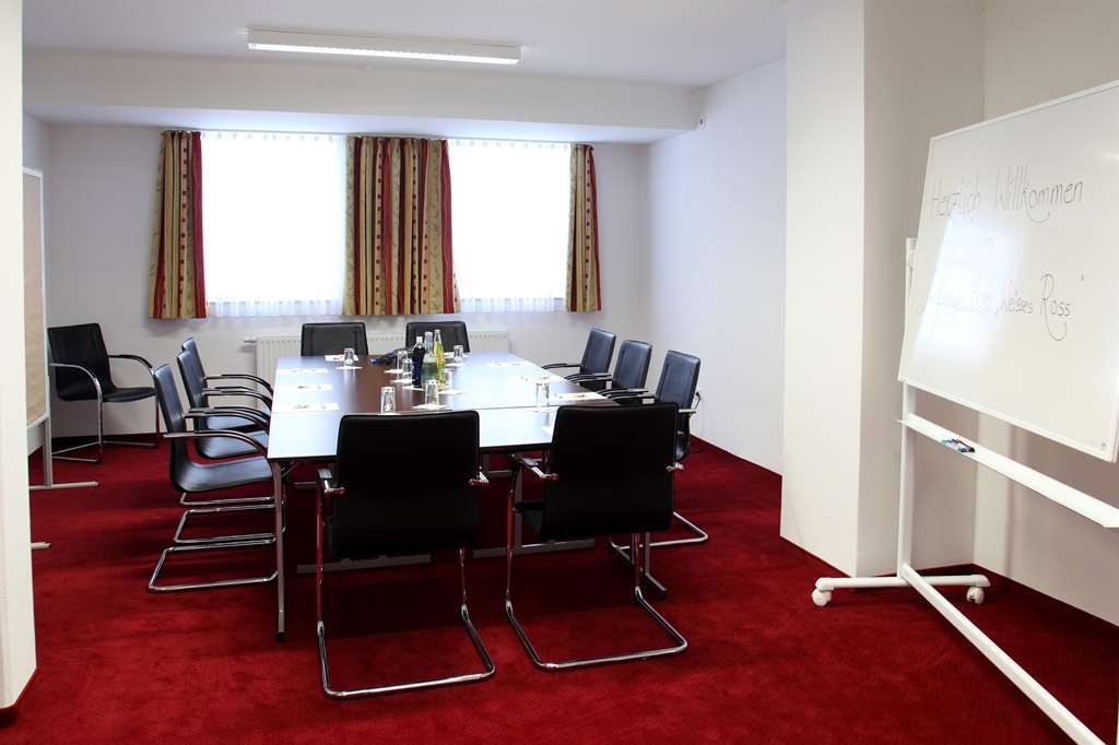 Lobinger Weisses Ross Hotel 4*